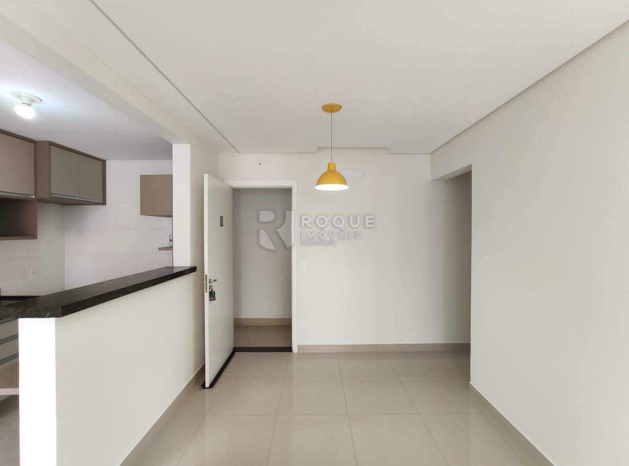 Apartamento para aluguel no bairro Jardim Santo André: Sala