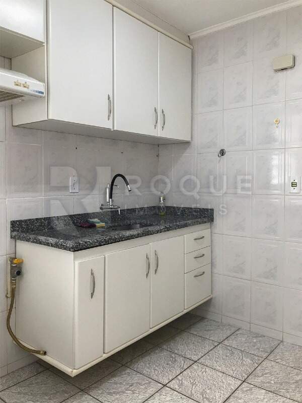 Apartamento para aluguel no bairro Itaipu: Cozinha 