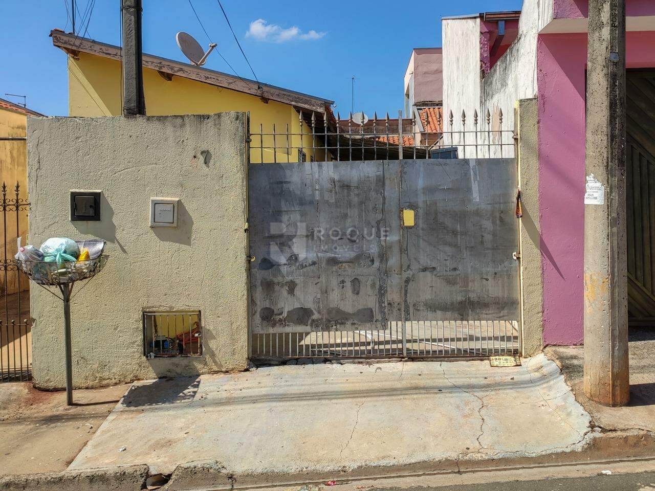 Casa Residencial para aluguel no bairro Jardim São Lourenço: Fachada 