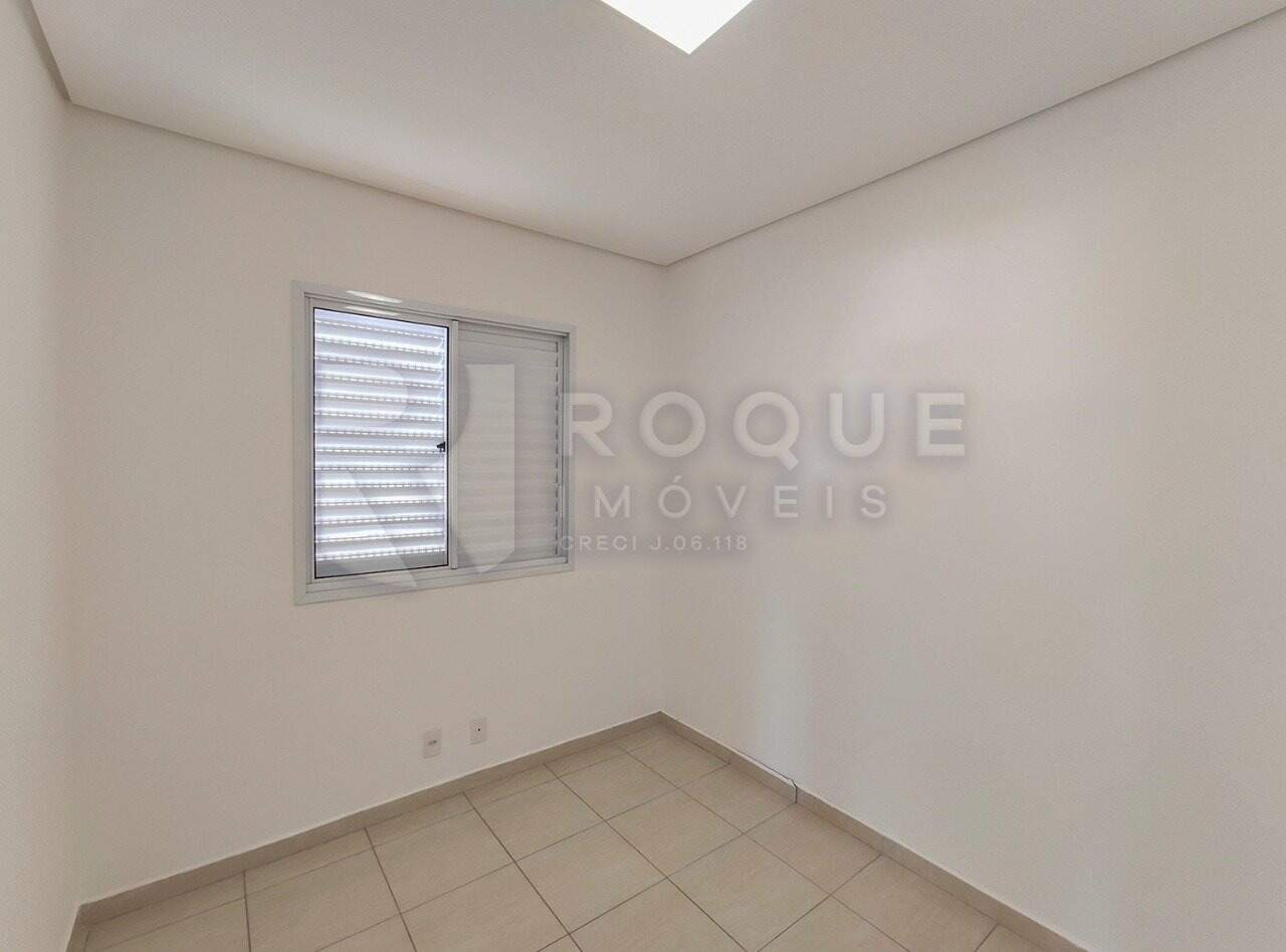 Apartamento para aluguel no bairro Vila Queiroz: Dormitório 1