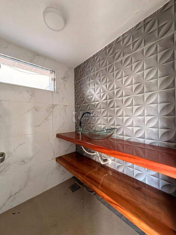 Casa em condomínio para aluguel no bairro Jardim Colinas de São João: Despejo