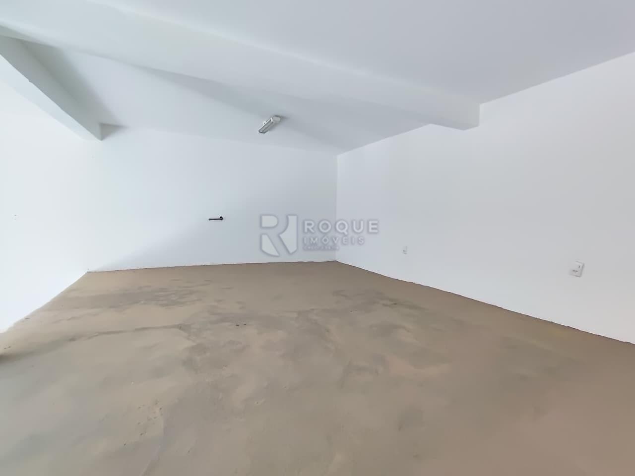 Salão para aluguel no bairro Jardim Boa Esperança: Mezanino