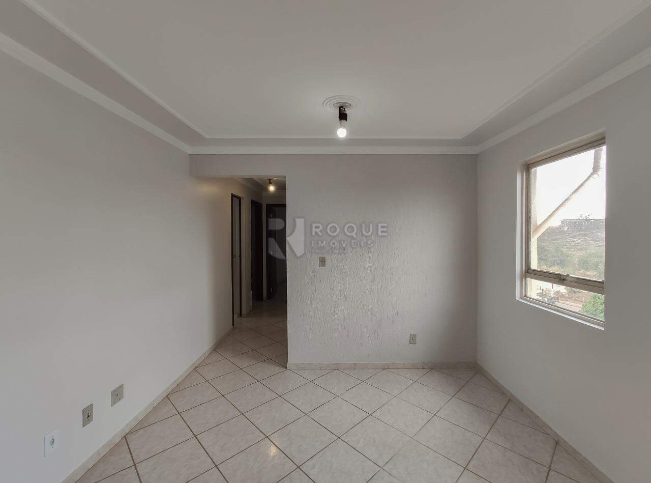 Apartamento para aluguel no bairro Itaipu: Sala 