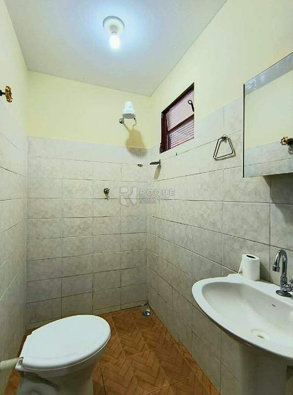 Casa Residencial para aluguel no bairro Parque Residencial Santa Eulália: Wc suíte