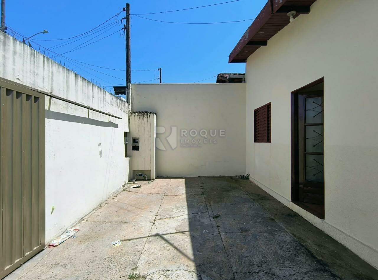 Casa Residencial para aluguel no bairro Parque Residencial Santa Eulália: Garagem