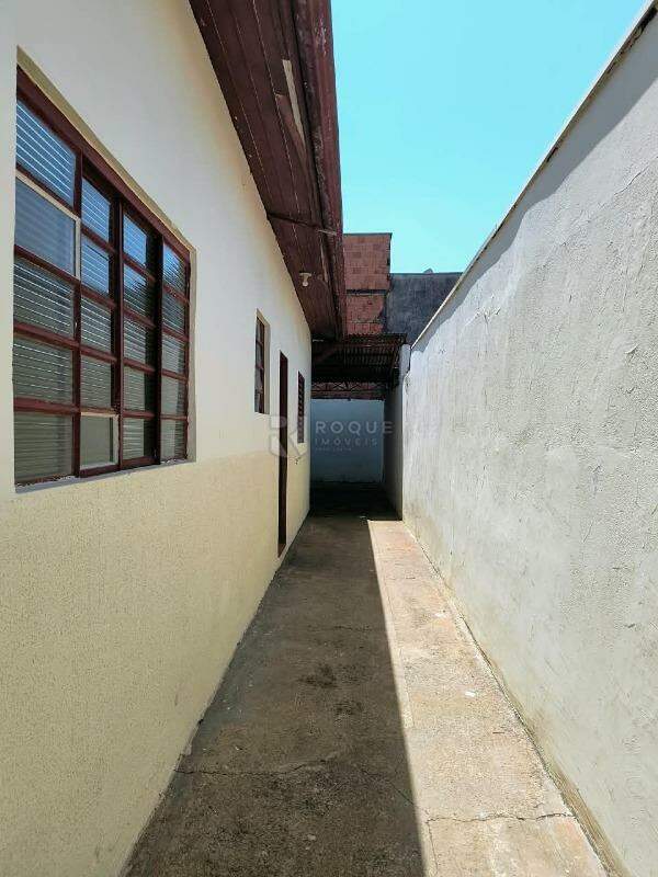 Casa Residencial para aluguel no bairro Parque Residencial Santa Eulália: Corredor