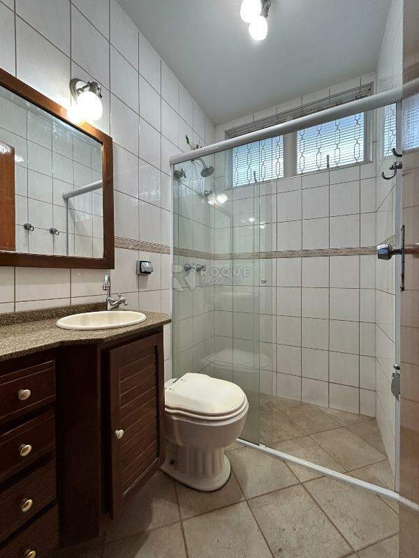 Casa Residencial para aluguel no bairro Jardim São Paulo: WC social fundo 