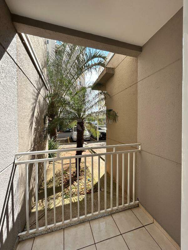 Apartamento para aluguel no bairro Residencial Rubi: Sacada