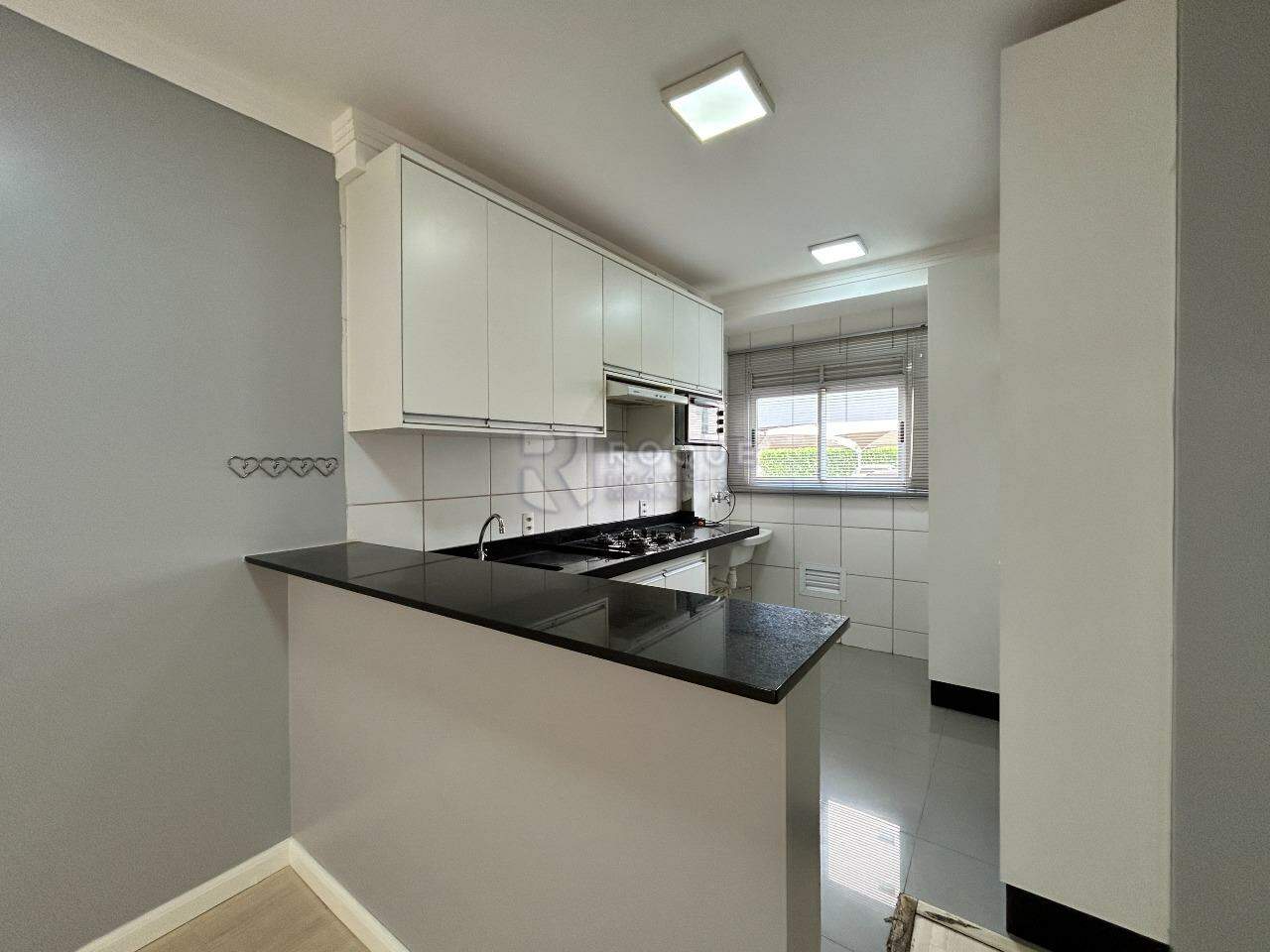 Apartamento para aluguel no bairro Residencial Rubi: Sala / Cozinha 