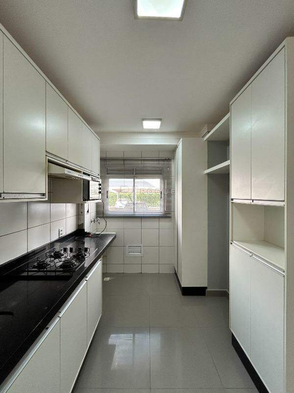 Apartamento para aluguel no bairro Residencial Rubi: Cozinha