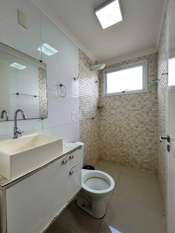 Apartamento para aluguel no bairro Residencial Rubi: Área de serviço 
