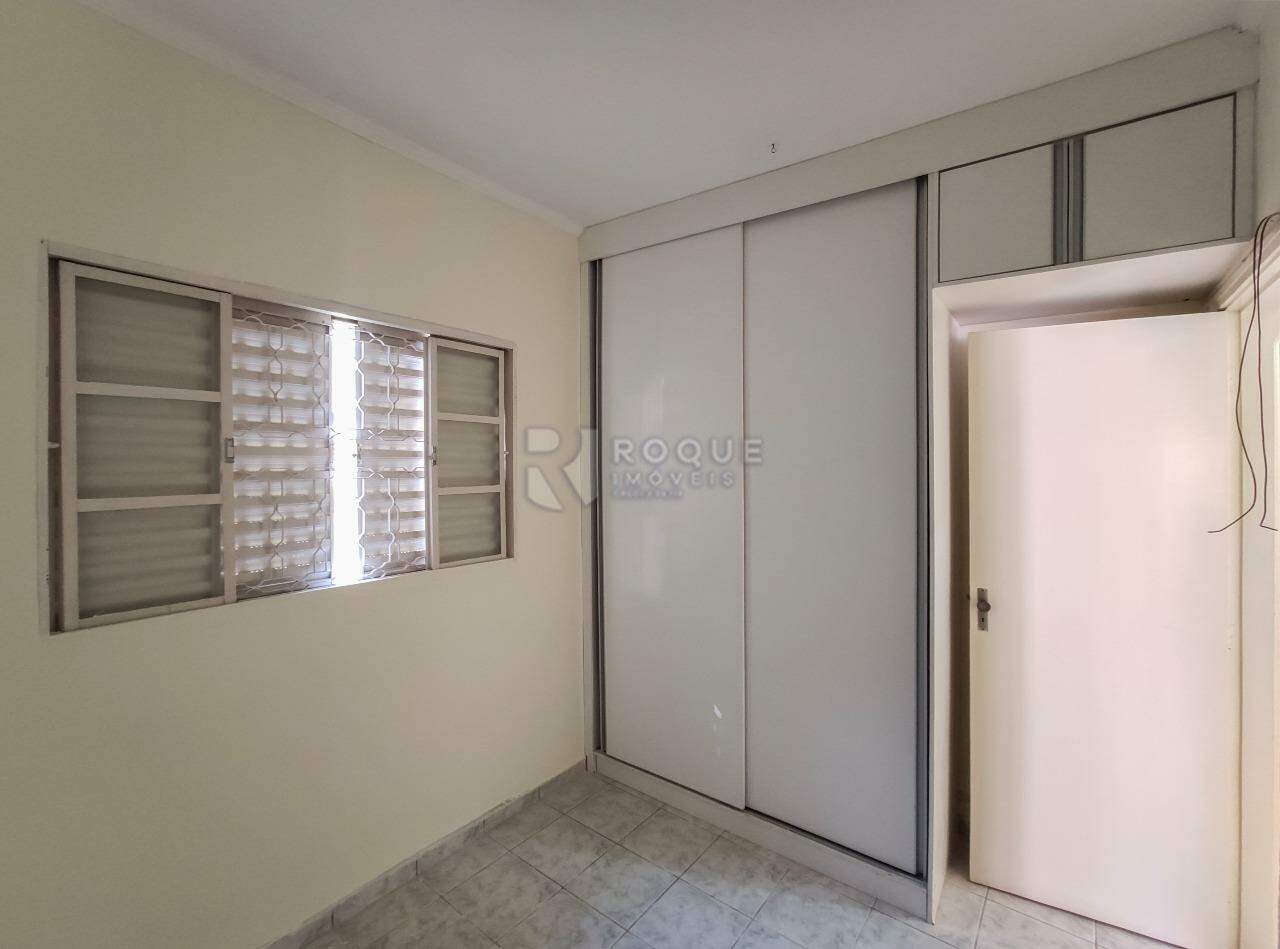 Casa em condomínio para aluguel no bairro Jardim Ouro Verde: Dormitório 1