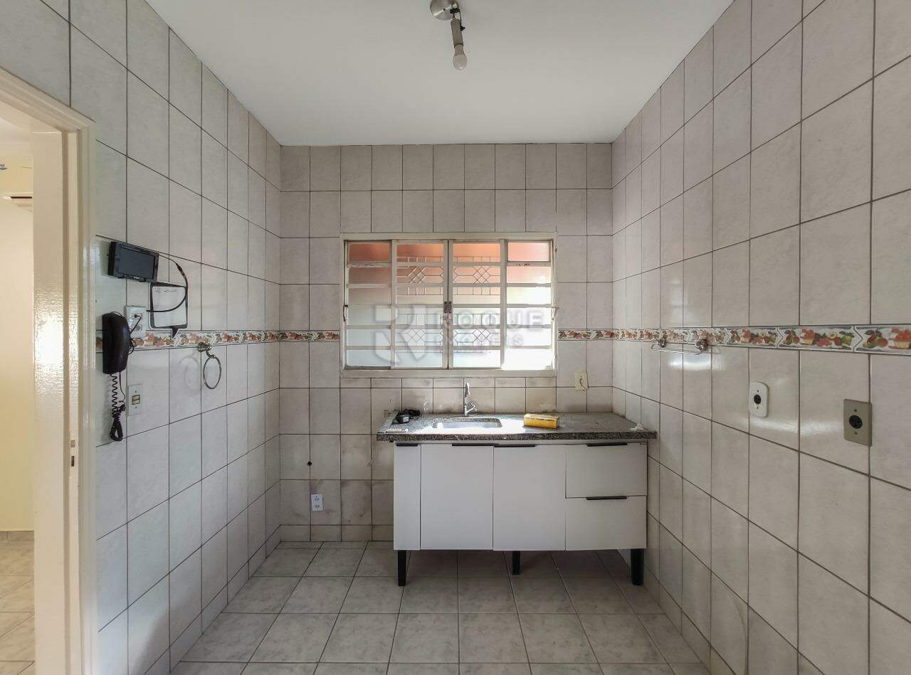 Casa em condomínio para aluguel no bairro Jardim Ouro Verde: Cozinha