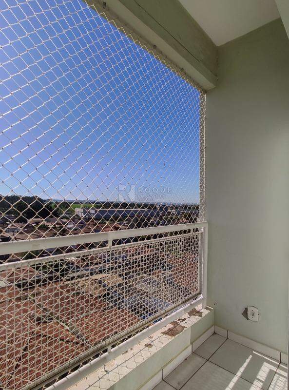 Apartamento para aluguel no bairro Parque Egisto Ragazzo: Sacada