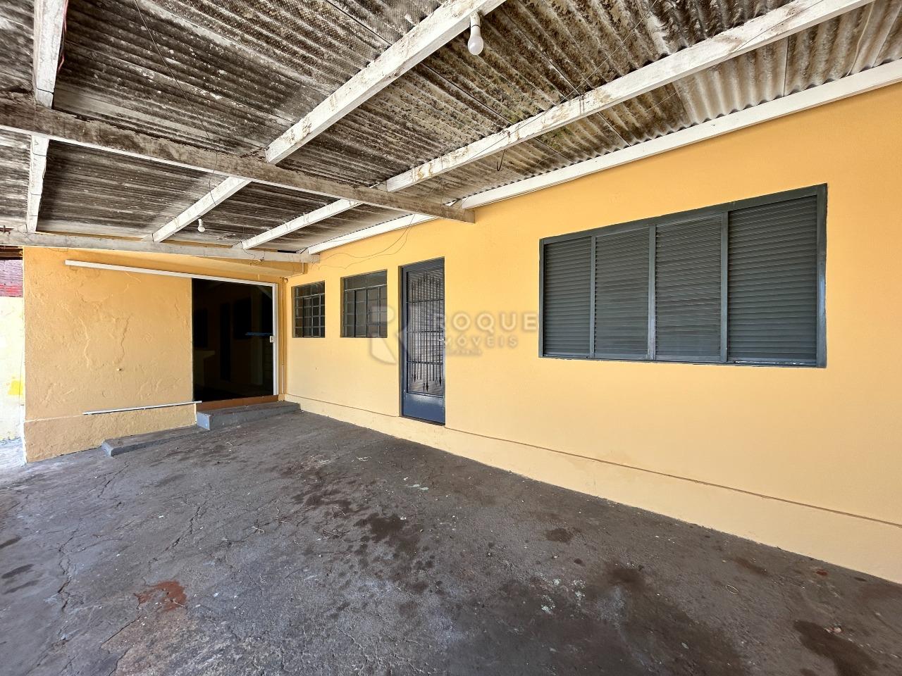 Casa Residencial para aluguel no bairro Jardim Nova Suiça: Rancho 