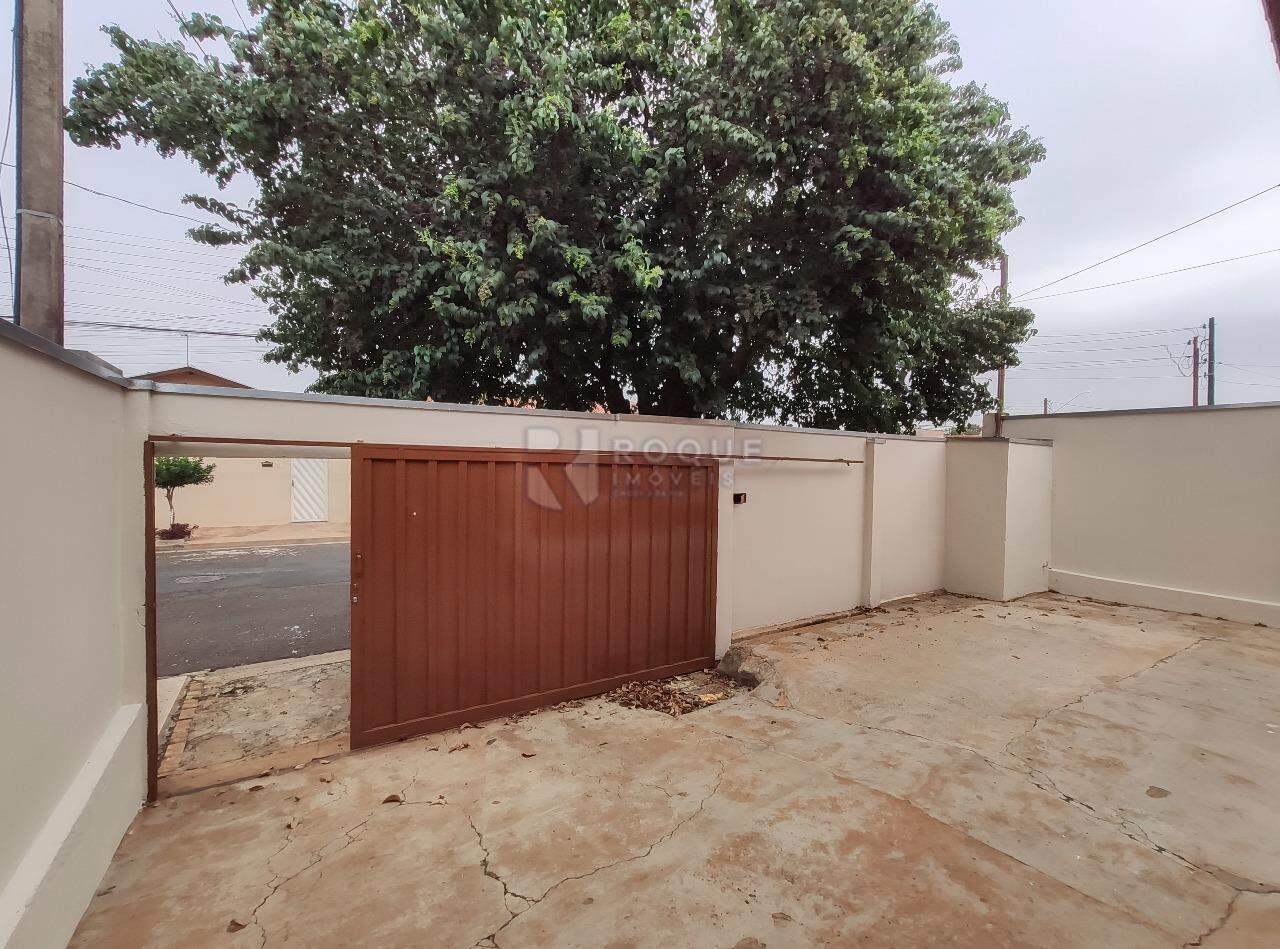 Casa Residencial para aluguel no bairro Jardim Caieira: Frente 