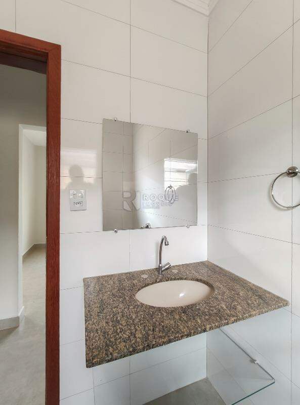 Casa Residencial para aluguel no bairro Jardim Caieira: WC 
