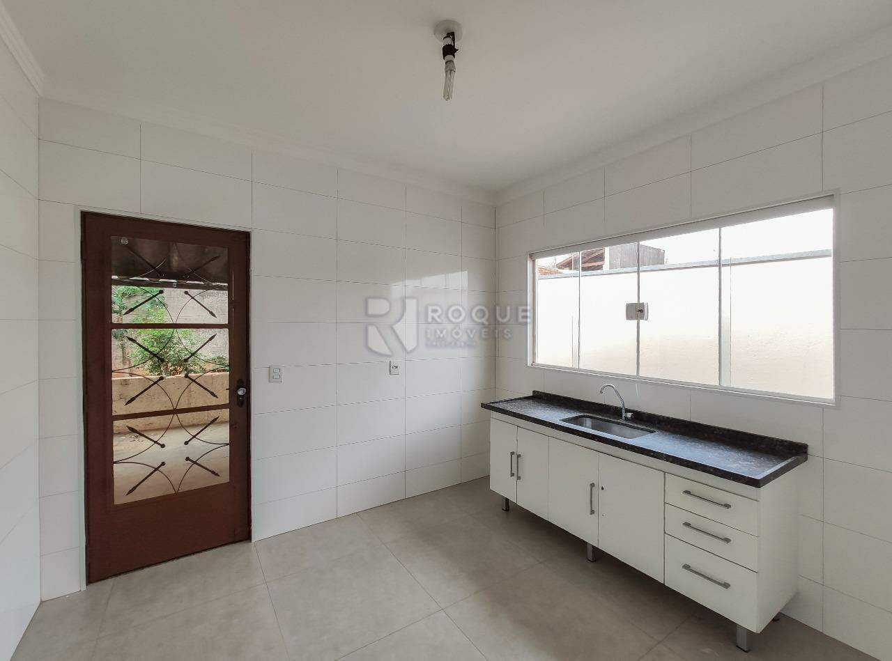 Casa Residencial para aluguel no bairro Jardim Caieira: Cozinha 