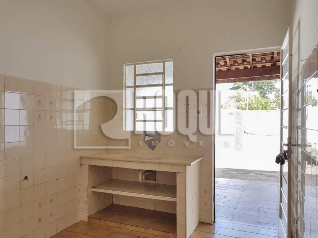 Casa Residencial para aluguel no bairro Jardim Mediterrâneo: Cozinha