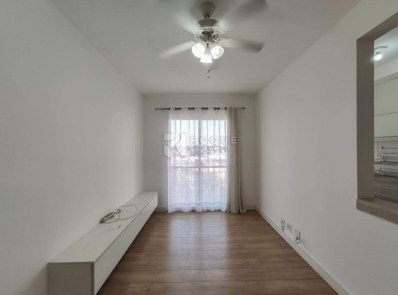 Apartamento para aluguel no bairro Jardim Esmeralda: Sala 