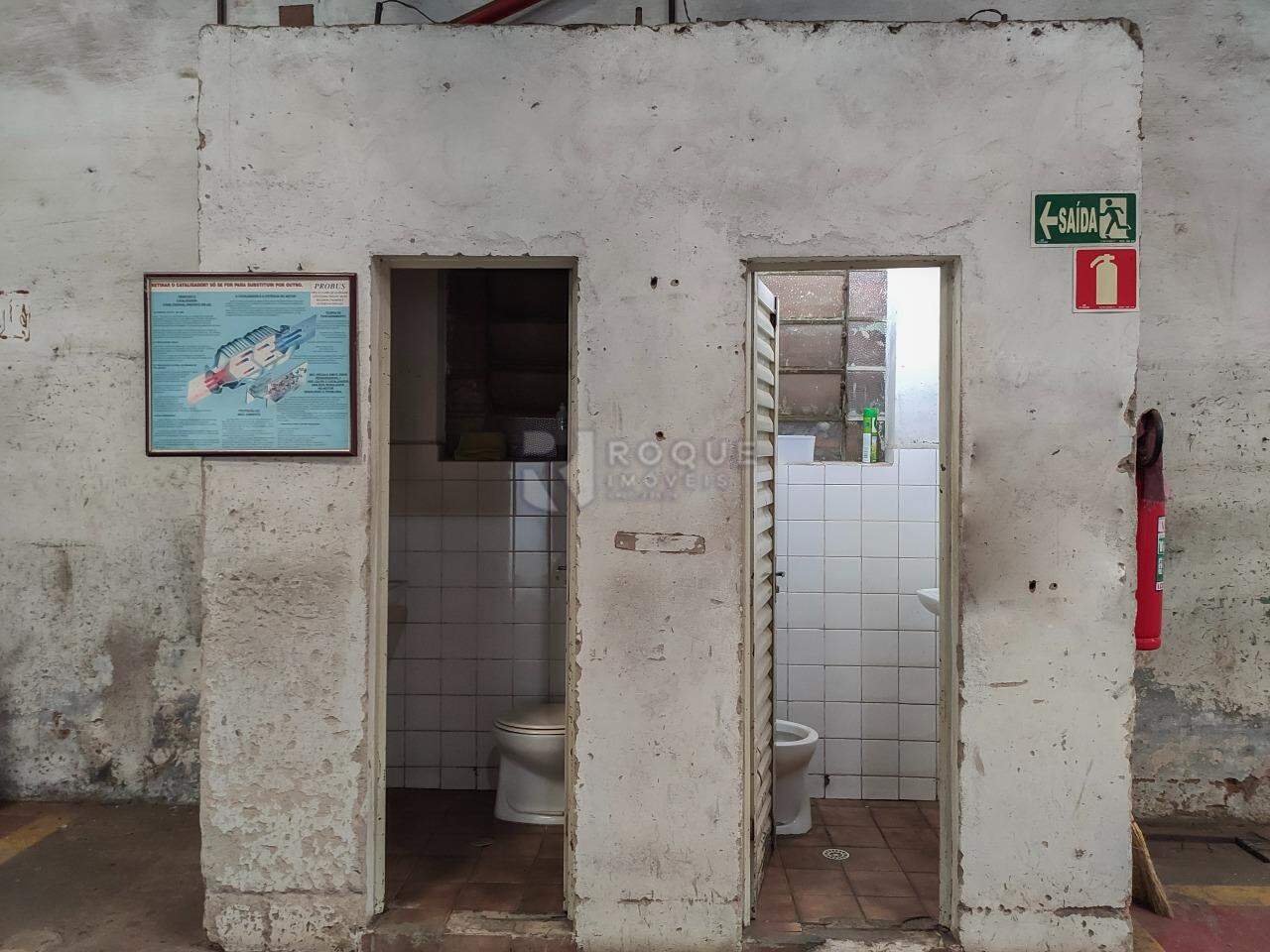 Barracão/Galpão para aluguel no bairro Vila Anita: Vista dos WC´s