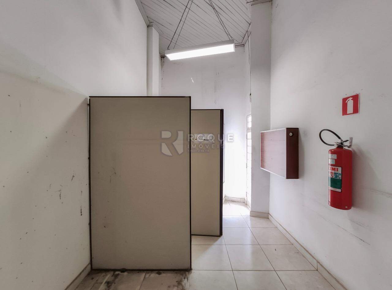 Barracão/Galpão para aluguel no bairro Vila Anita: Sala 2