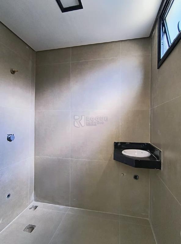 Salão para aluguel no bairro Parque Real: Wc social 01