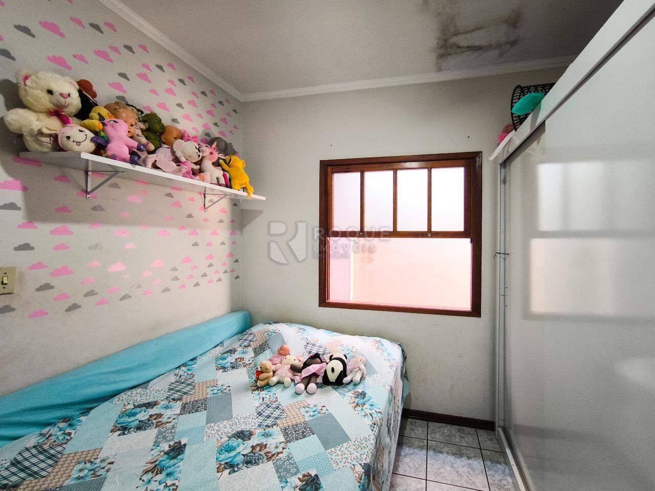 Casa Residencial à venda no bairro Jardim das Palmeiras: DORMITÓRIO 1