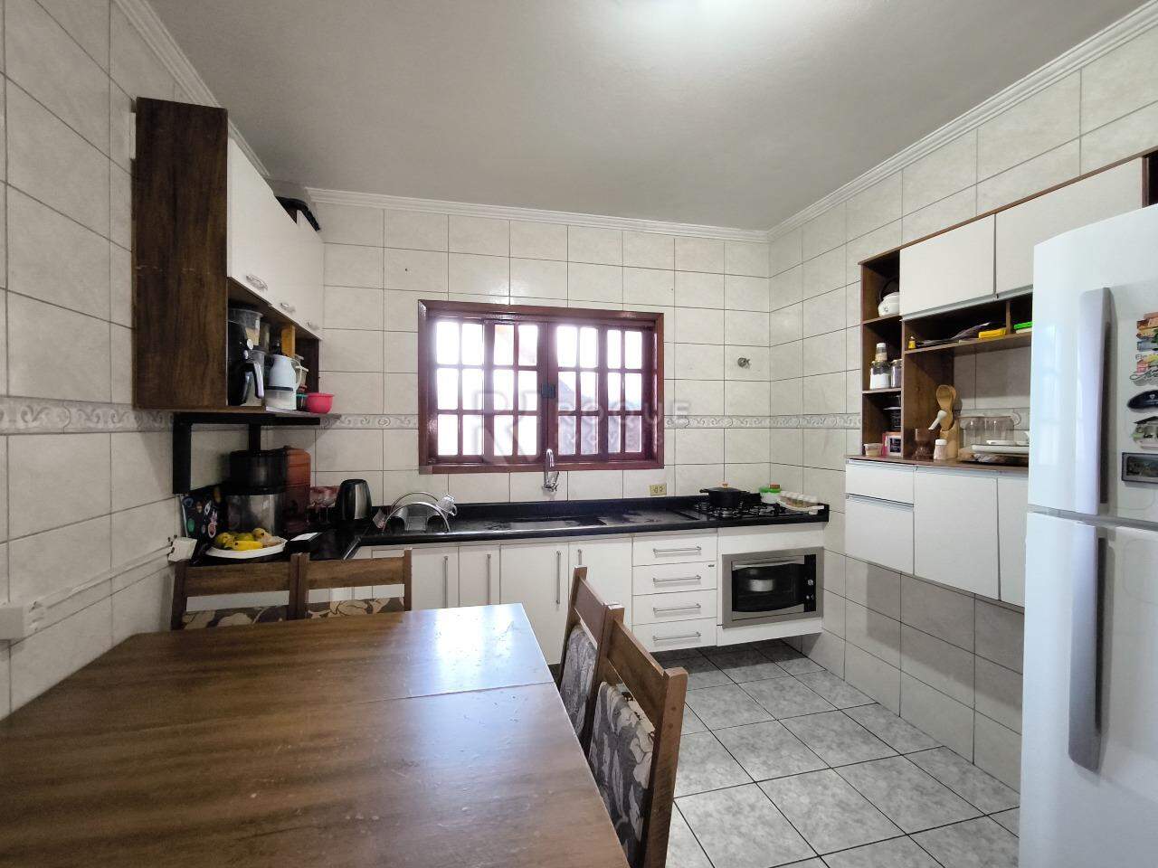 Casa Residencial à venda no bairro Jardim das Palmeiras: COZINHA