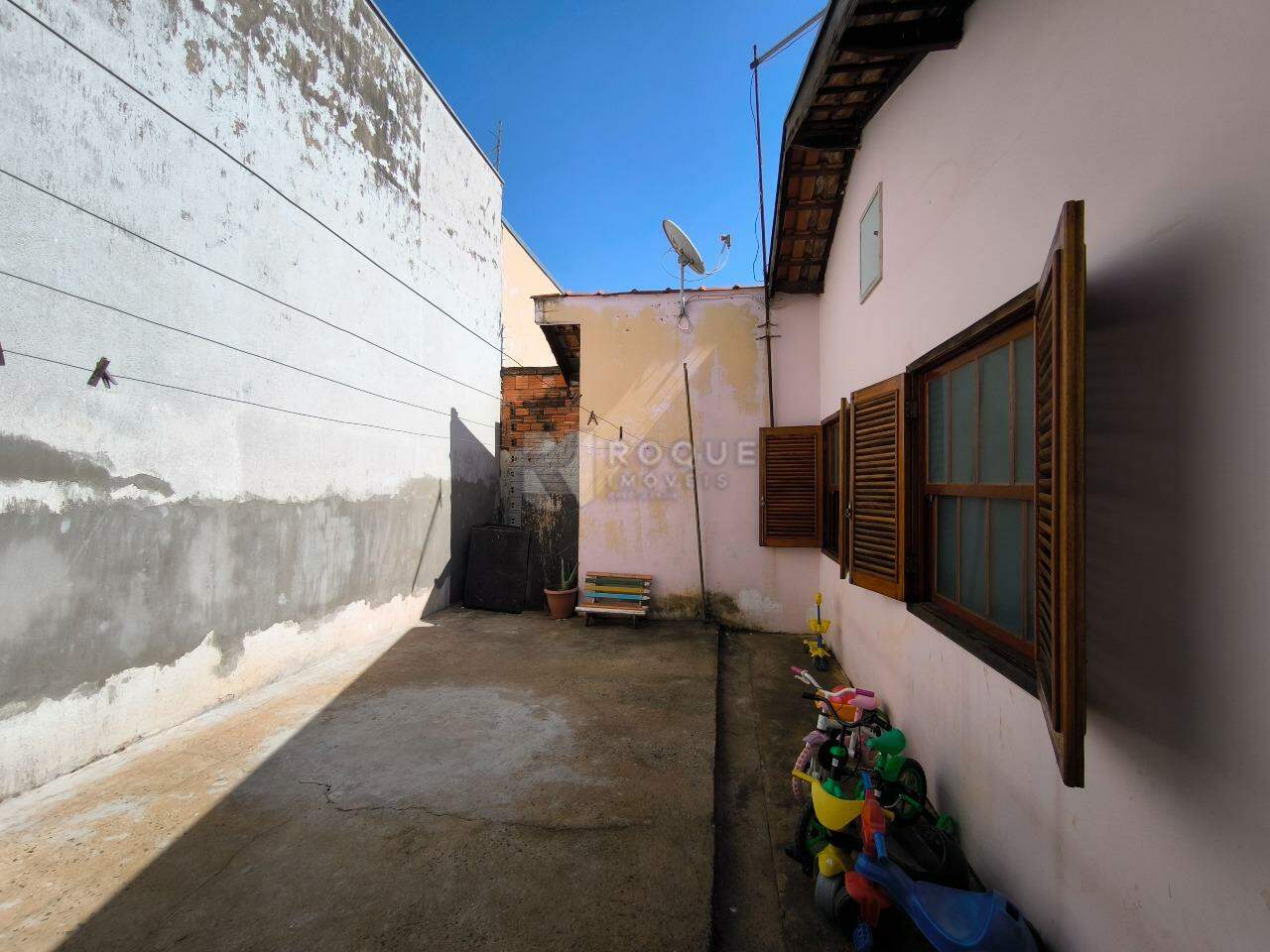 Casa Residencial à venda no bairro Jardim das Palmeiras: QUINTAL