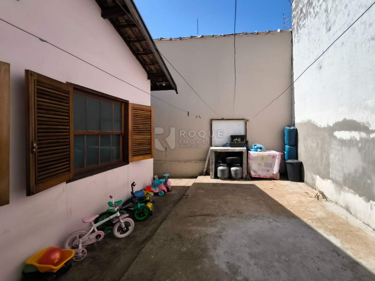 Casa Residencial à venda no bairro Jardim das Palmeiras: QUINTAL