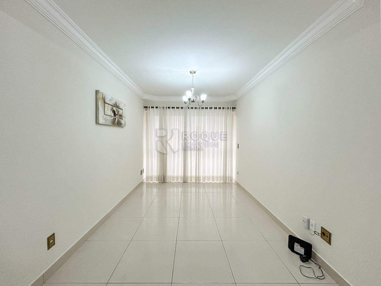 Apartamento para aluguel no bairro Centro: Sala 