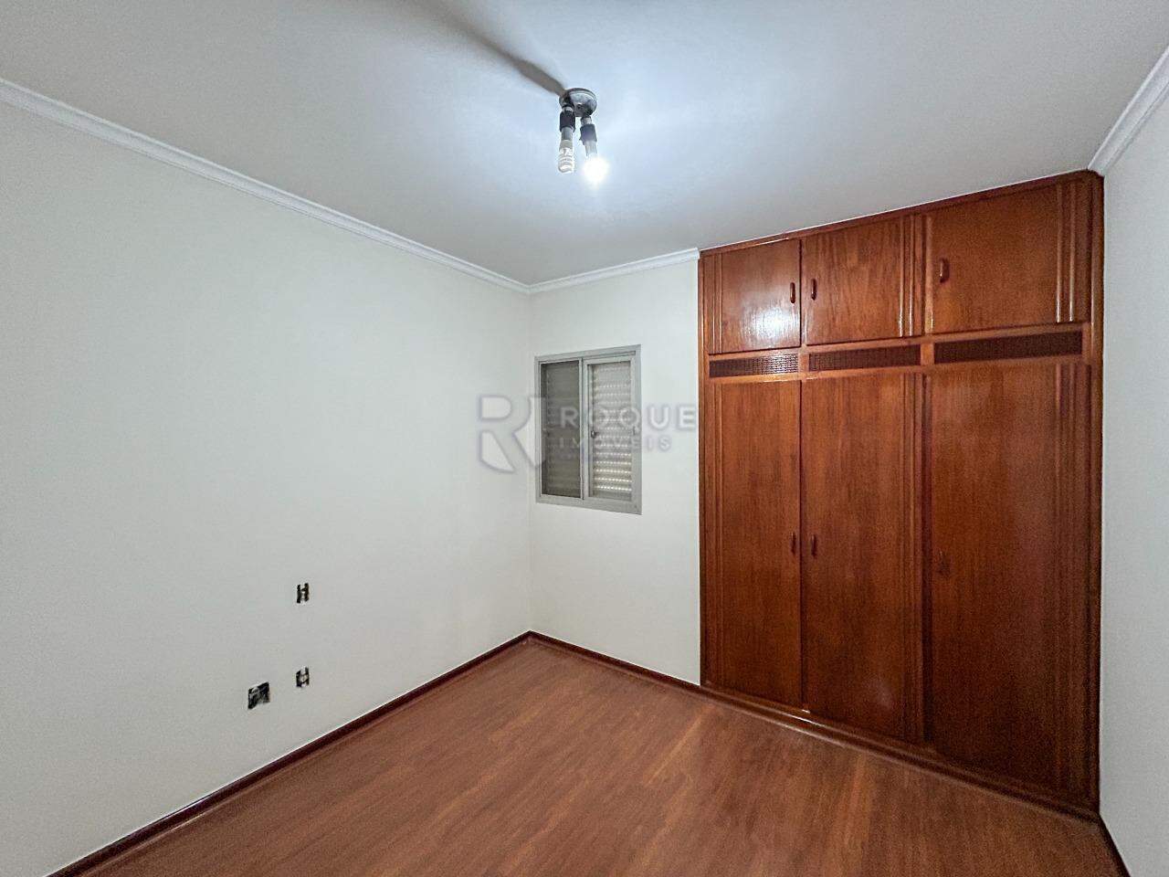 Apartamento para aluguel no bairro Centro: Dormitório 2