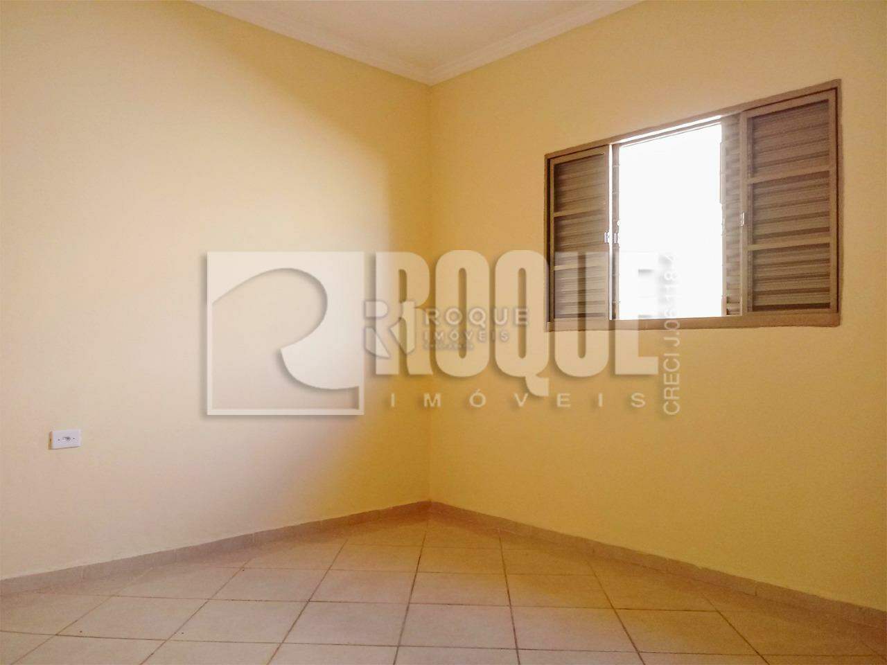 Casa Residencial para aluguel no bairro Jardim Ouro Verde: Dormitório 2 suíte
