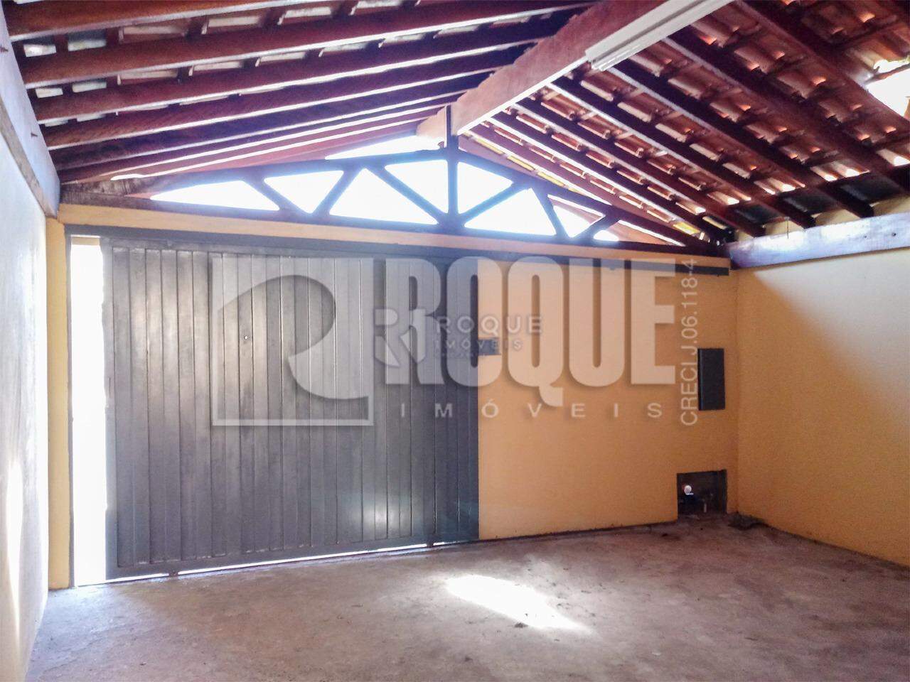 Casa Residencial para aluguel no bairro Jardim Ouro Verde: Garagem