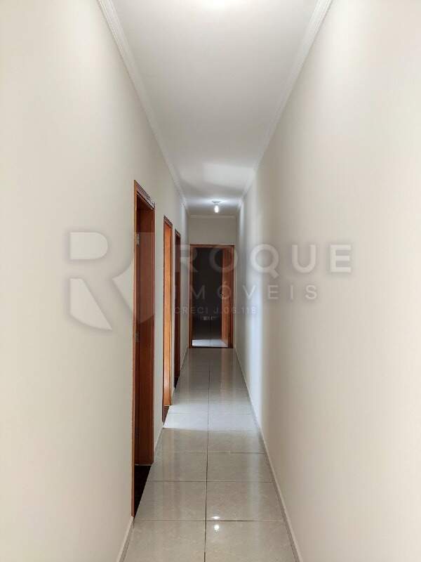 Casa Residencial para aluguel no bairro Parque Egisto Ragazzo: Hall dormitórios