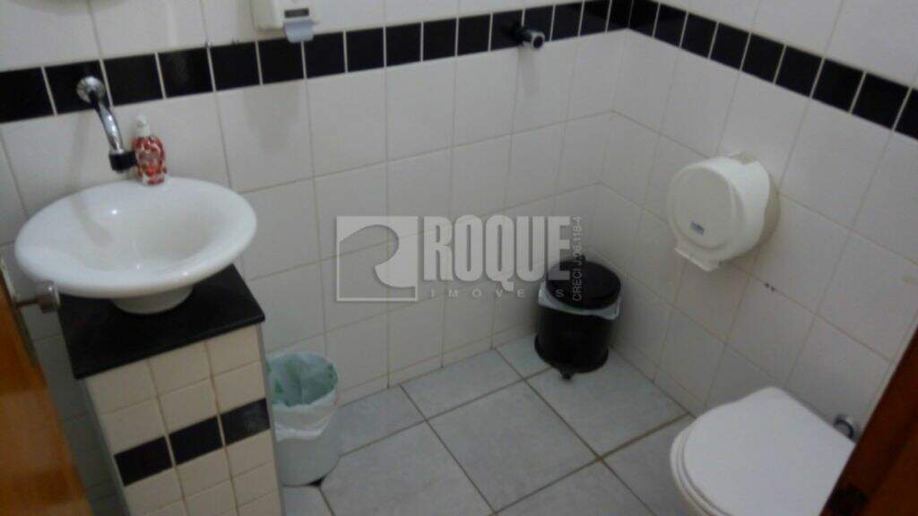 Prédio Comercial à venda no bairro Jardim Mediterrâneo: 
