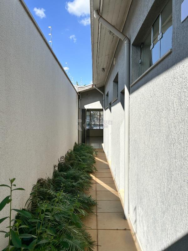 Casa Comercial para aluguel no bairro Vila Claudia: Corredor 2