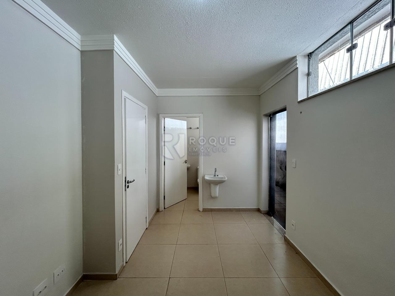Casa Comercial para aluguel no bairro Vila Claudia: Sala 4