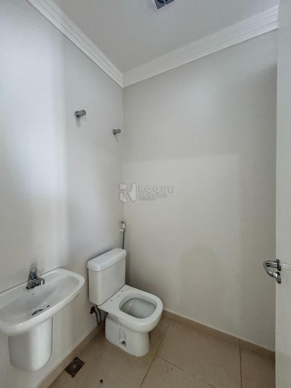 Casa Comercial para aluguel no bairro Vila Claudia: WC sala 3