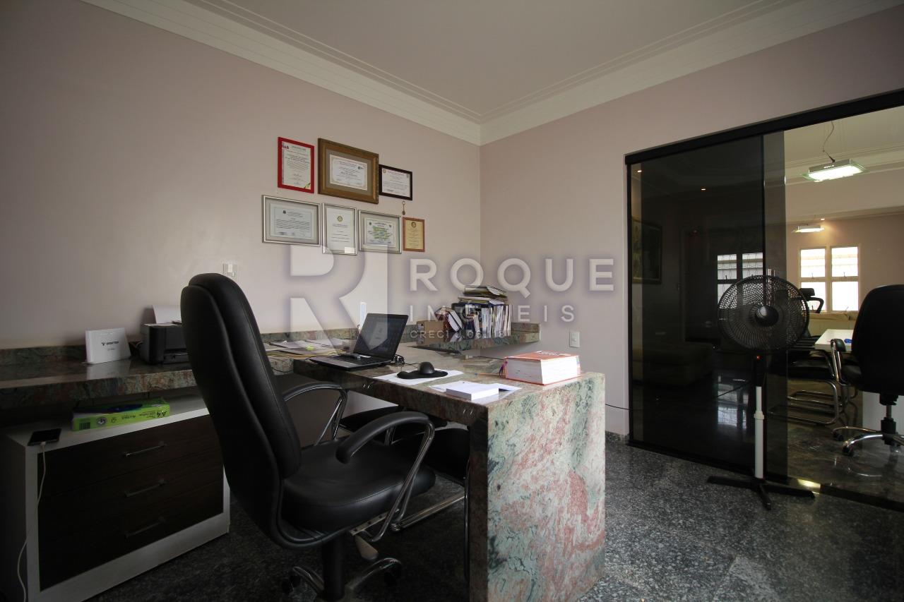 Casa Residencial à venda no bairro Vila Cristovam: Sala de TV