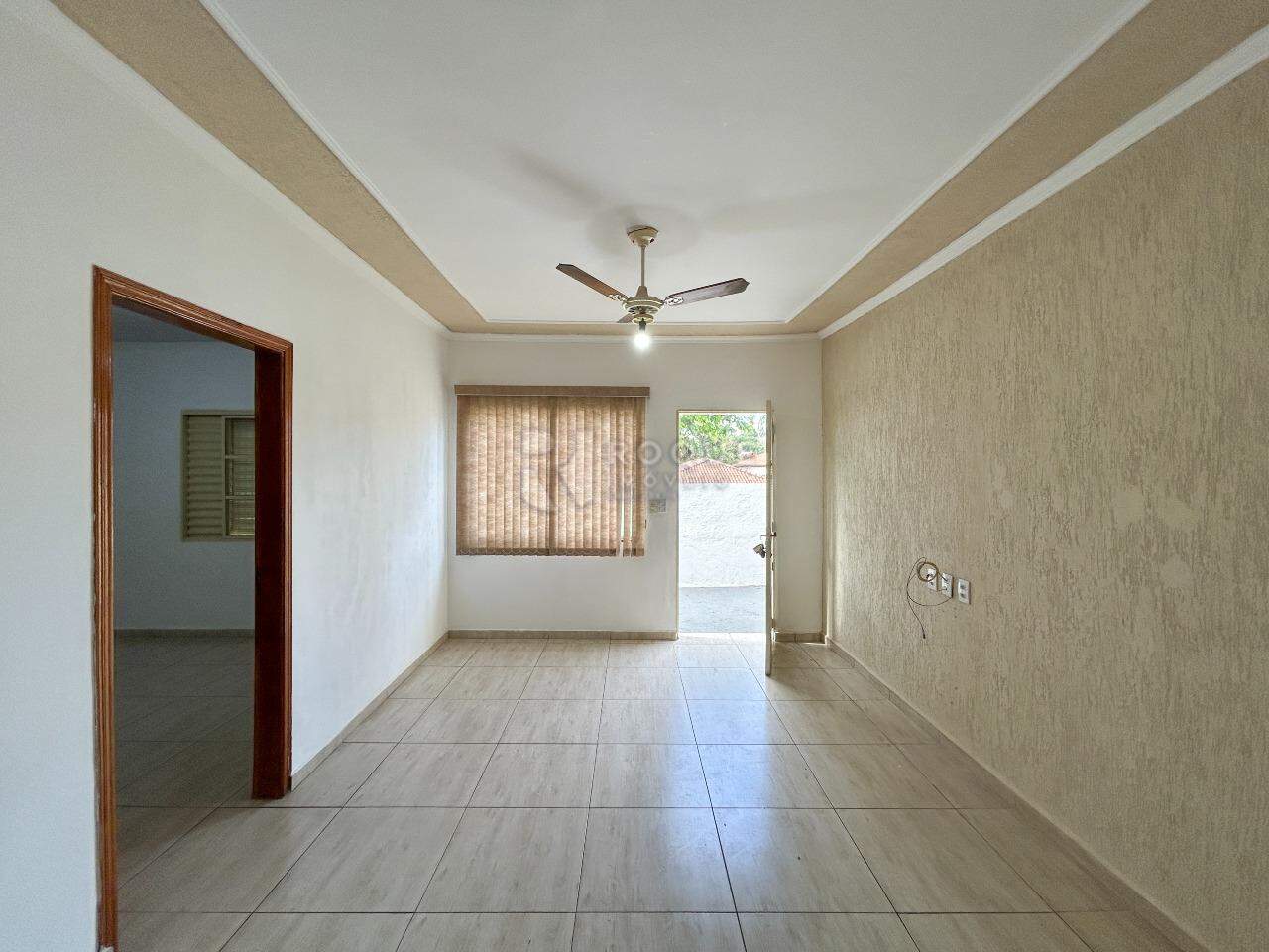 Casa Residencial para aluguel no bairro Vila Queiroz: Sala 