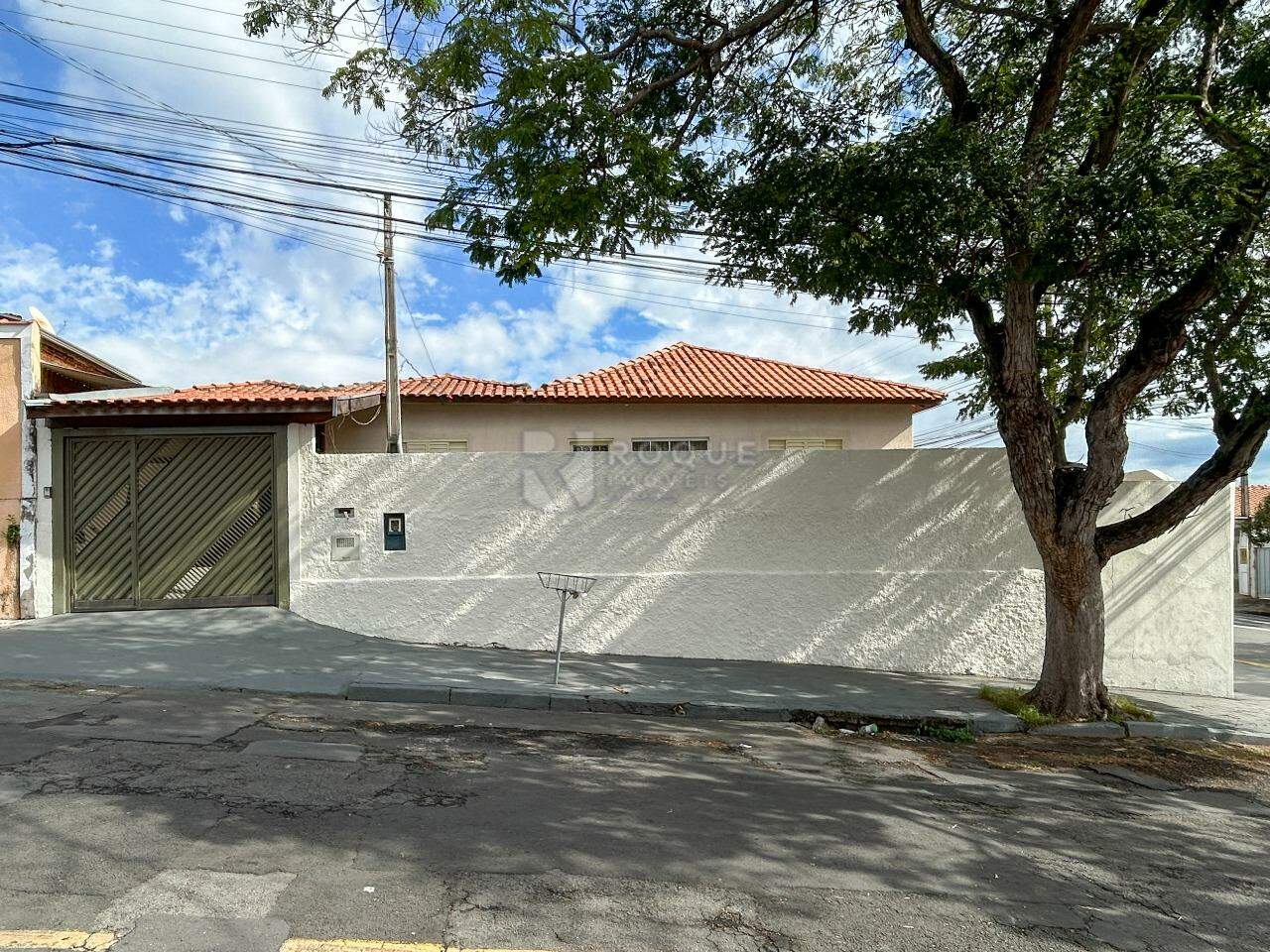 Casa Residencial para aluguel no bairro Vila Queiroz: Fachada 