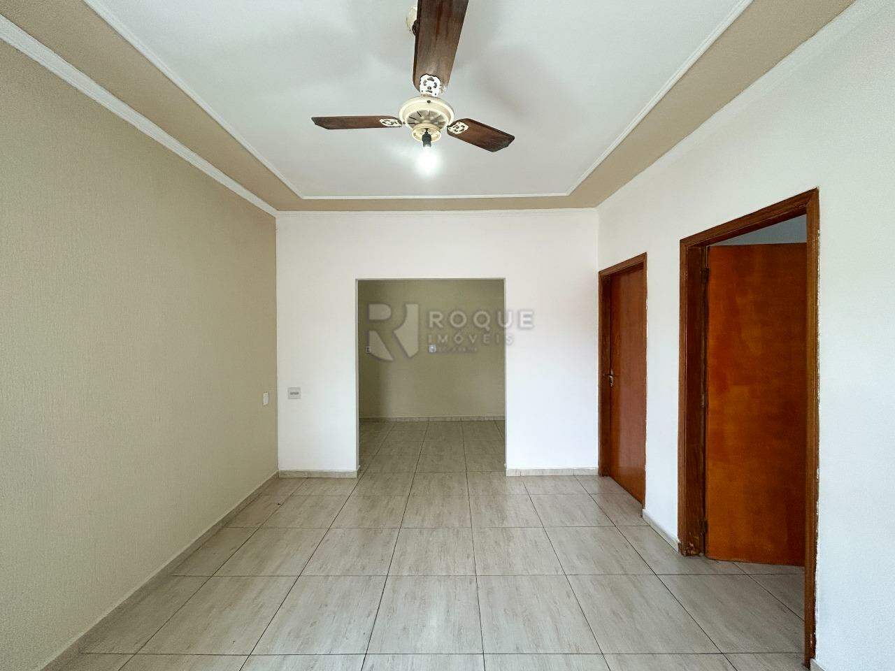 Casa Residencial para aluguel no bairro Vila Queiroz: Sala 