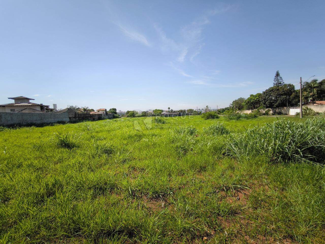 Terreno à venda no bairro Residencial Casalbuono: 