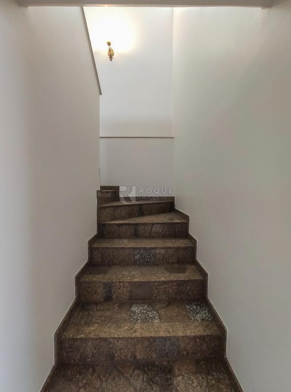 Casa Comercial para aluguel no bairro Jardim Mercedes: Acesso Superior