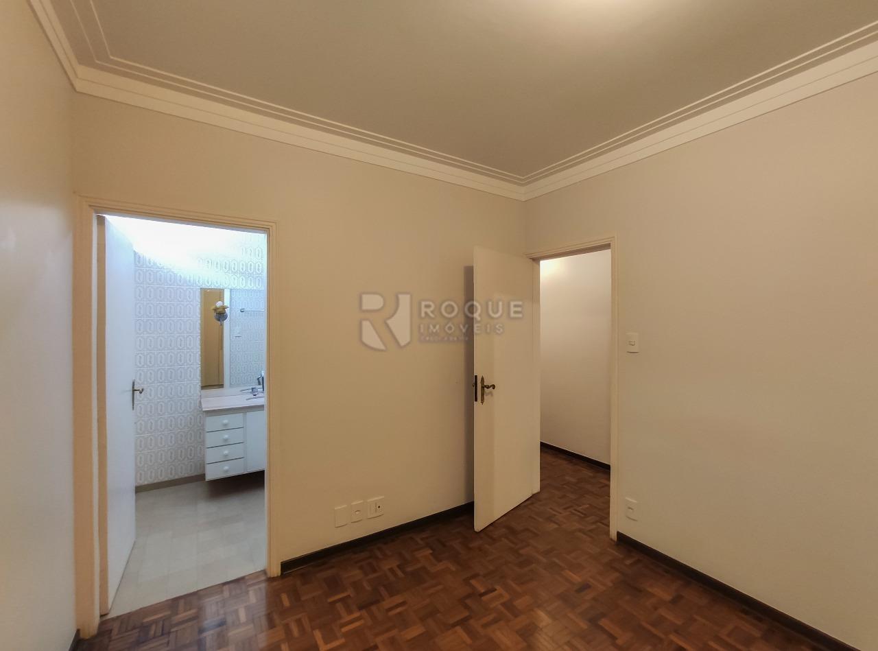 Casa Comercial para aluguel no bairro Jardim Mercedes: Dormitório 2 suíte 