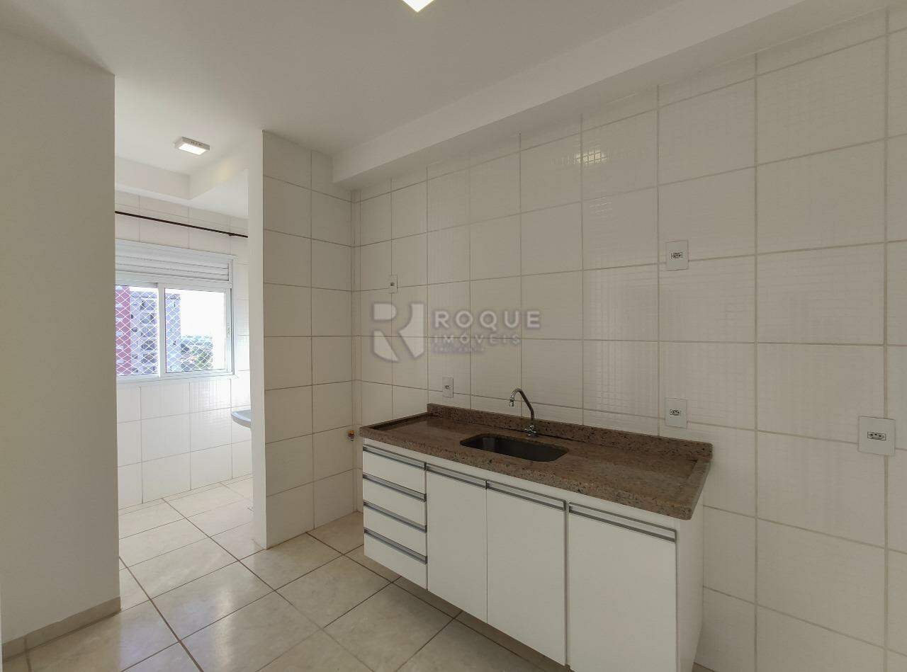 Apartamento para aluguel no bairro Chácaras Antonieta: Cozinha