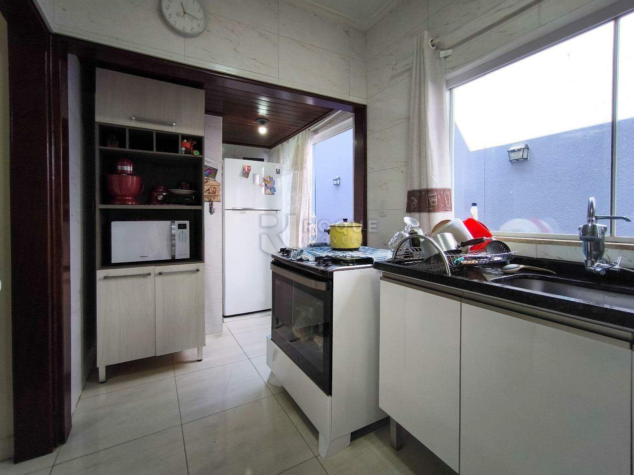 Casa Residencial à venda no bairro Parque Residencial Aeroporto: COZINHA
