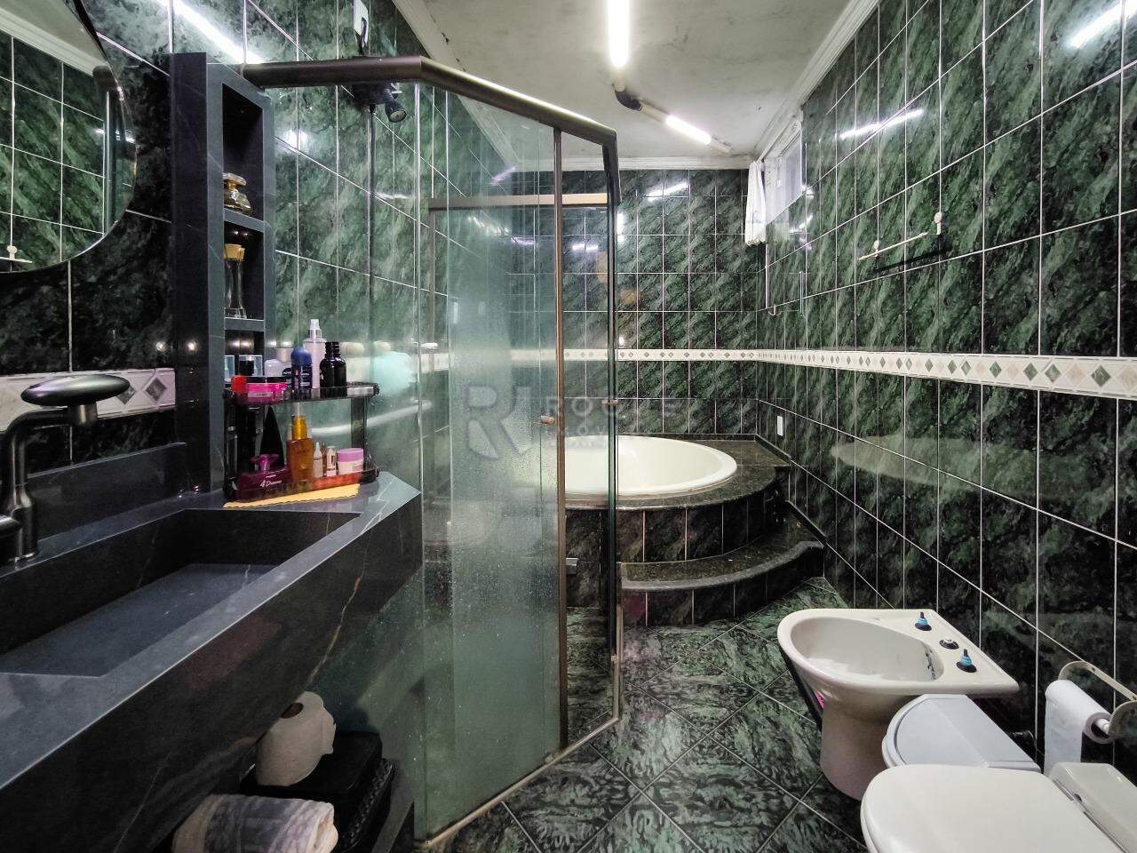 Casa Residencial à venda no bairro Parque Residencial Aeroporto: WC SUÍTE